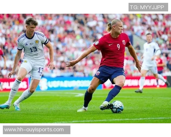 现代足球巨星与老一辈球星的对比与碰撞 谁主沉浮之争